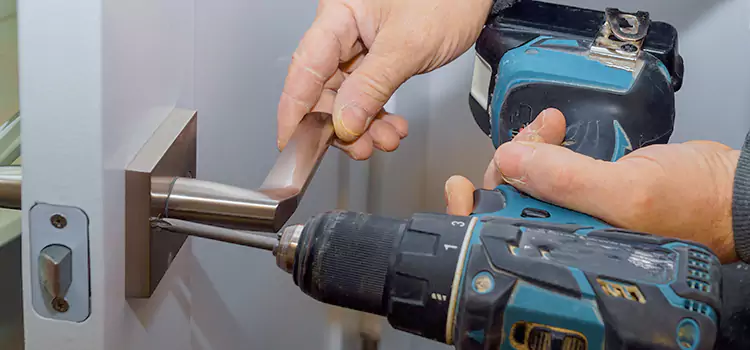Security Door Lock Installation Clermont